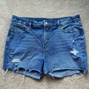✨Old Navy Women’s OG High Rise Distressed Blue Jean Shorts - 14 - VGUC - Stretch